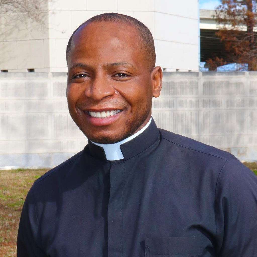 XULA chaplain receives award from Catholic Campus Ministry Association